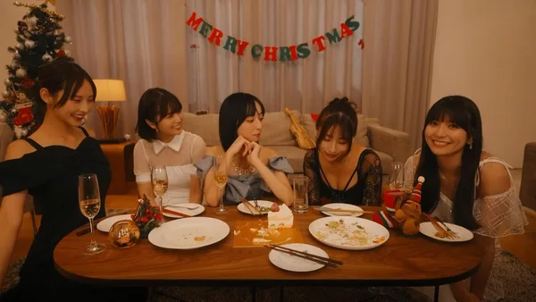 Roommates, Romance, and Ringing Hearts screenshot 12