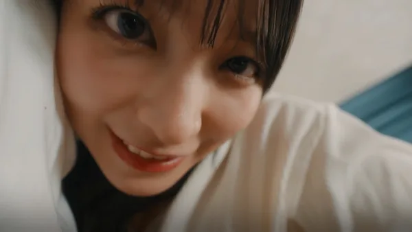 Roommates, Romance, and Ringing Hearts screenshot 2