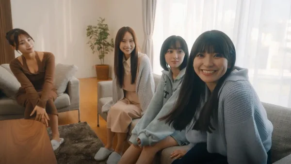 Roommates, Romance, and Ringing Hearts screenshot 7